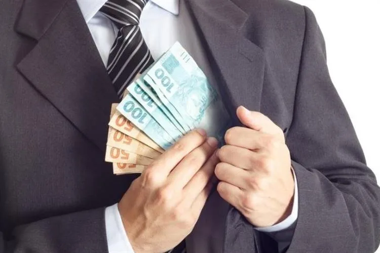 "Como perpetuar a corrupção em 8 passos", por Ricardo Amorim