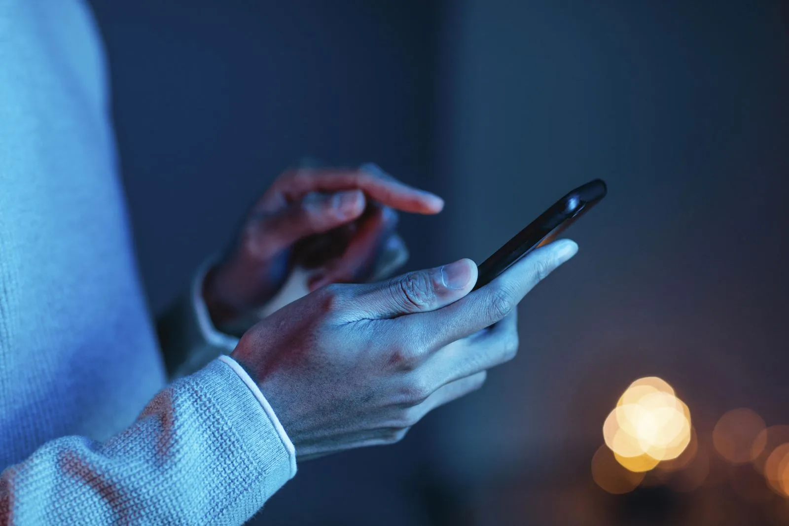 Instagram irá bloquear mensagens de adultos para adolescentes que não os seguirem