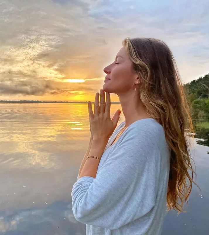 Gisele Bündchen é escolhida embaixadora da Natura Ekos pela valorização da Amazônia