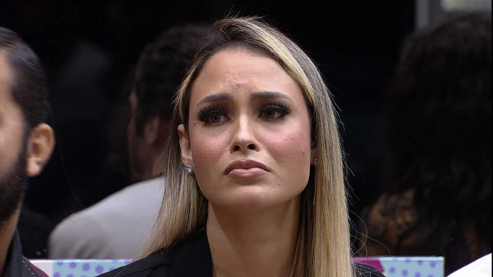 Sarah Andrade é oitava eliminada do BBB21, com 76,76% dos votos