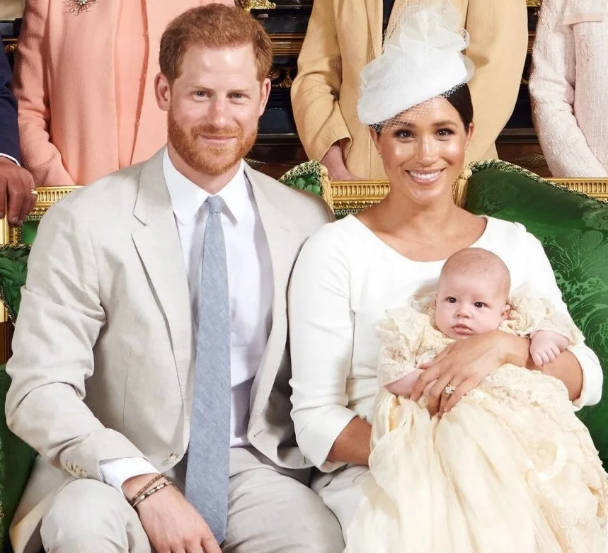 Príncipe Harry e Meghan Markle planejam ter seu segundo filho em casa