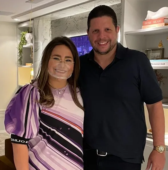 Mayara e Homero Silva brindam a nova idade dele