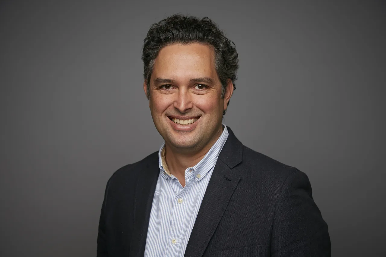 CEO do Beach Park participa de live com Mário Beni sobre parques temáticos nesta terça