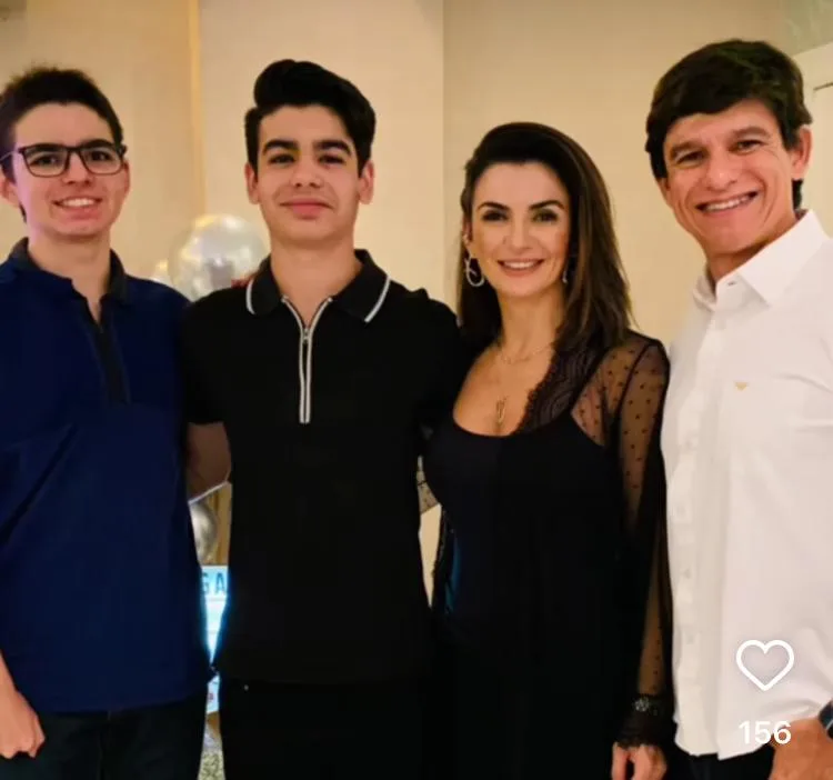 Monaliza e Orlando Cavalcante celebram os 15 anos do Gabriel