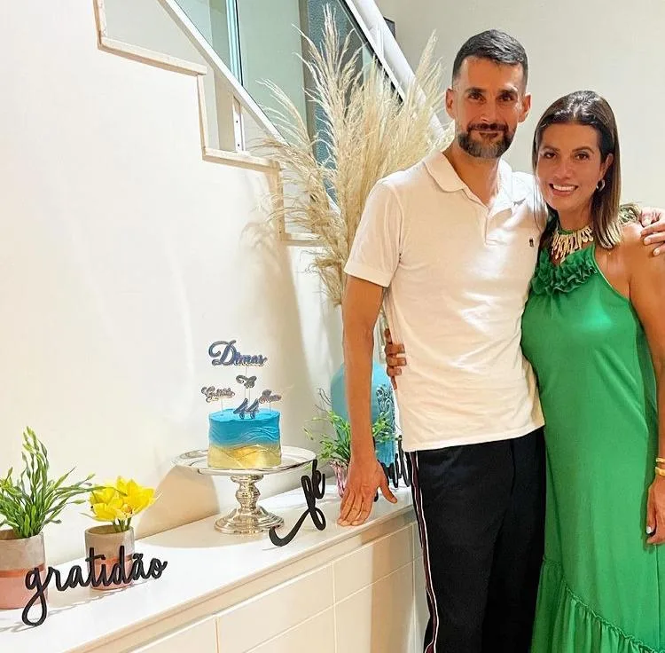 Dimas Barreira completa 44 anos e celebra em família