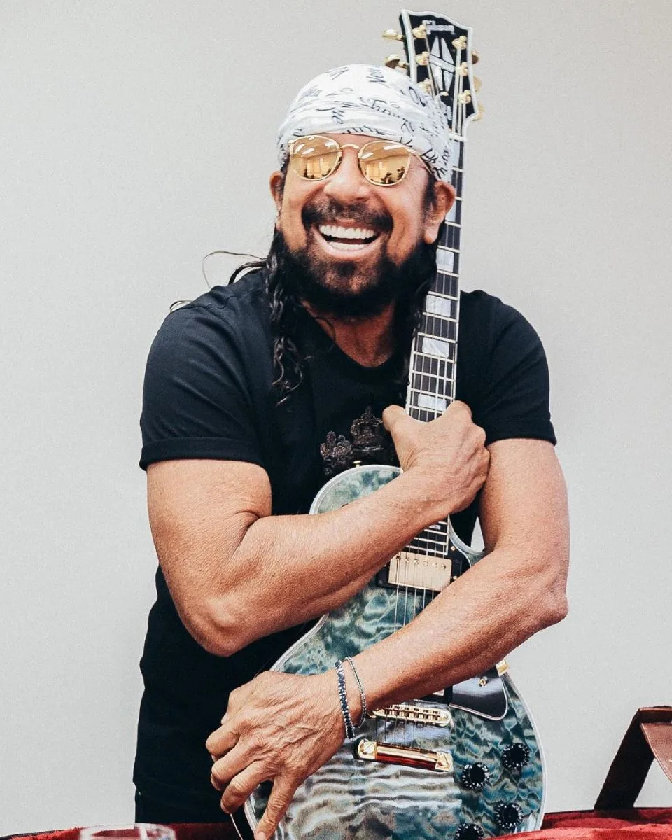 Bell Marques confirma live de São João no primeiro sábado de junho