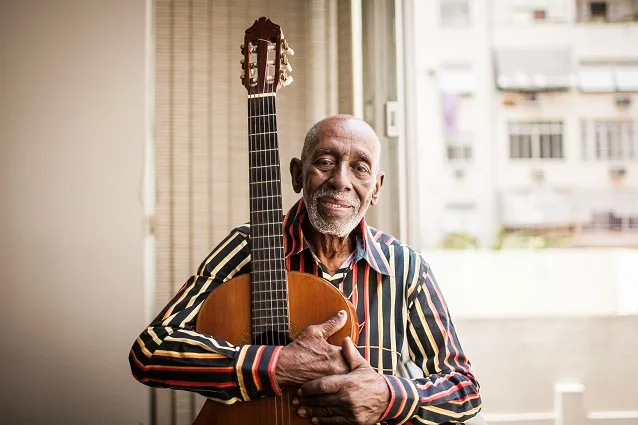 Morre Nelson Sargento, general do samba e figura histórica da Mangueira