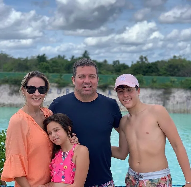 Larissa Siqueira comemora aniversário em Jericoacoara