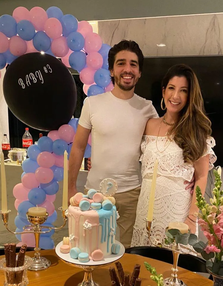 Vem aí o terceiro filho para Renata Abreu e Renan Aguiar