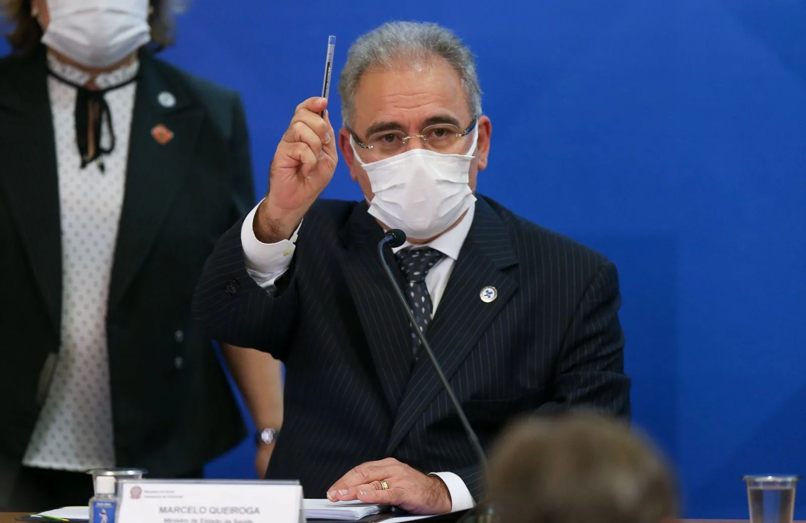 Queiroga diz que negocia 100 milhões de doses de vacinas da Moderna