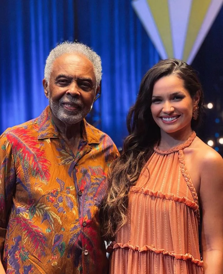 Gilberto Gil e Juliette do BBB cantam 'Esperando na Janela' e 'Asa Branca' em live junina