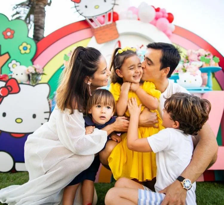 Marília Queiroz e Did Machado festejam 4 anos da filha Ava