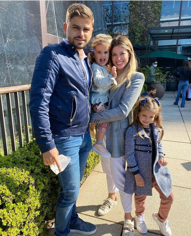 Isabela Franklin e Ivan Bezerra Neto em giro por São Paulo