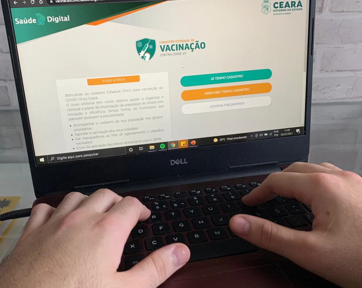 Instituições do Ceará realizam atendimento parar ajudar população no cadastro da vacina da Covid-19