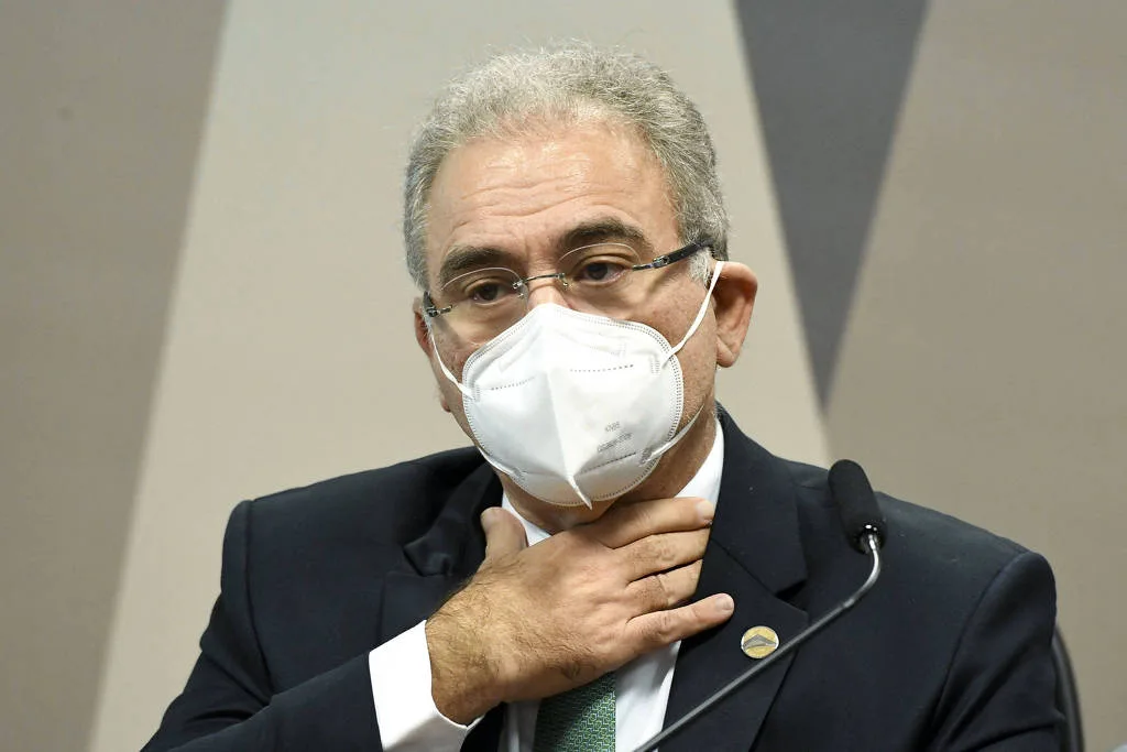 Queiroga diz que 3,5 mi não voltaram para tomar 2ª dose de vacina e lança campanha