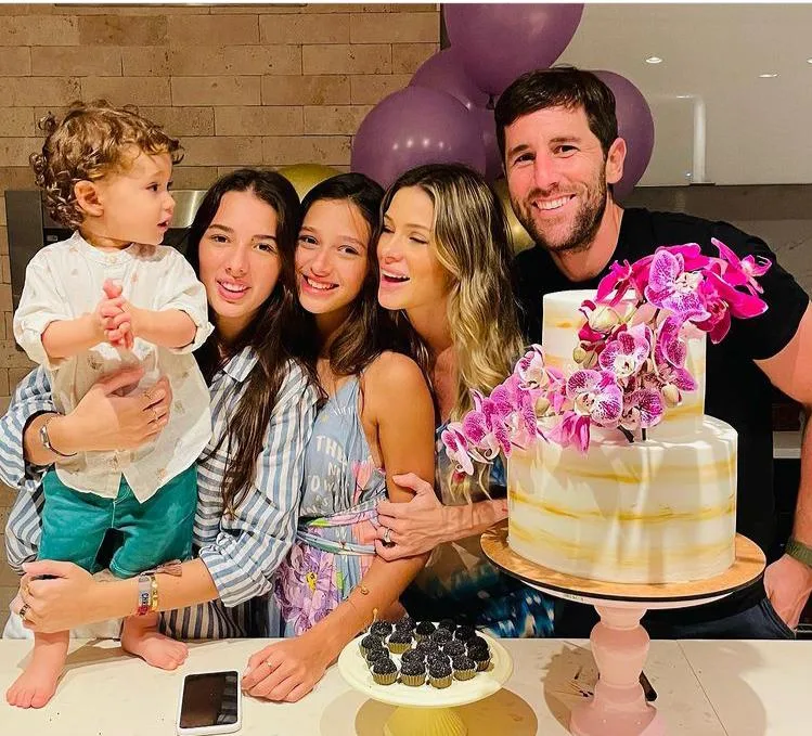 Maria Gabriela Quinderé ganha dupla comemoração de aniversário