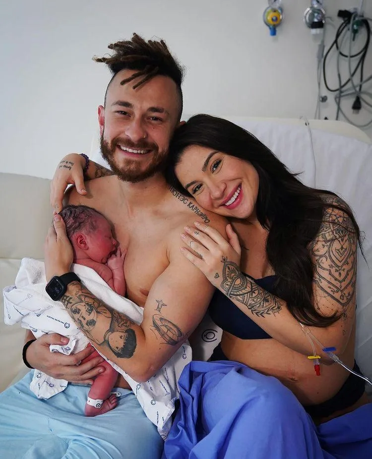 Nasce Cris, primeiro filho de Bianca Andrade e Fred
