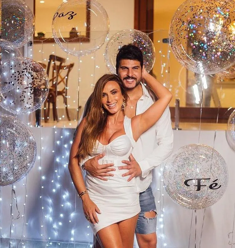 Nicole Bahls e Marcelo Bimbi se separam após três anos de união