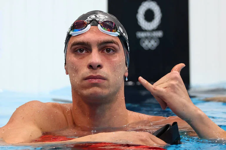 Fernando Scheffer conquista o bronze na natação, 4ª medalha do Brasil
