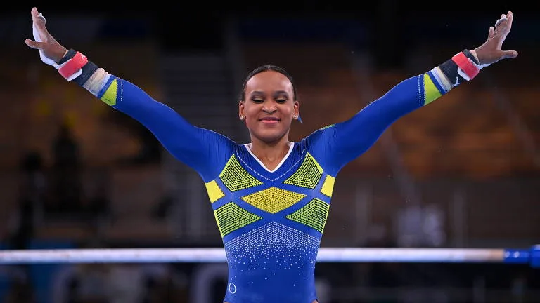 Ginasta Rebeca Andrade conquista prata histórica em Tóquio