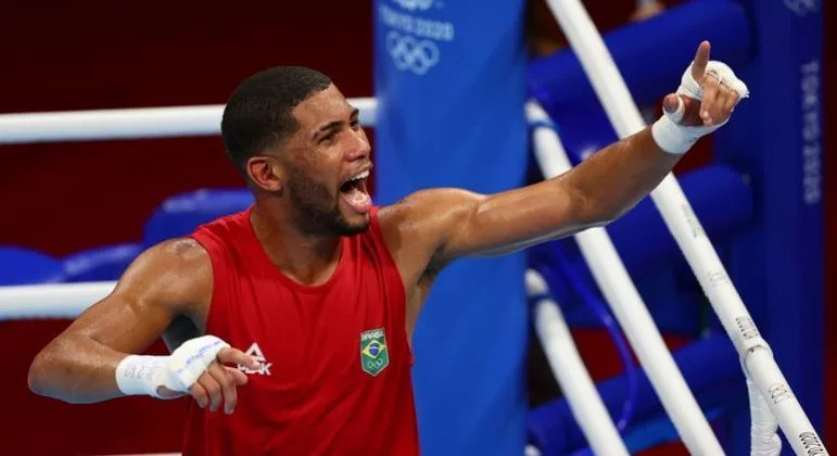 Hebert Conceição vence ucraniano e garante o 2º ouro do Brasil no boxe em Olimpíadas