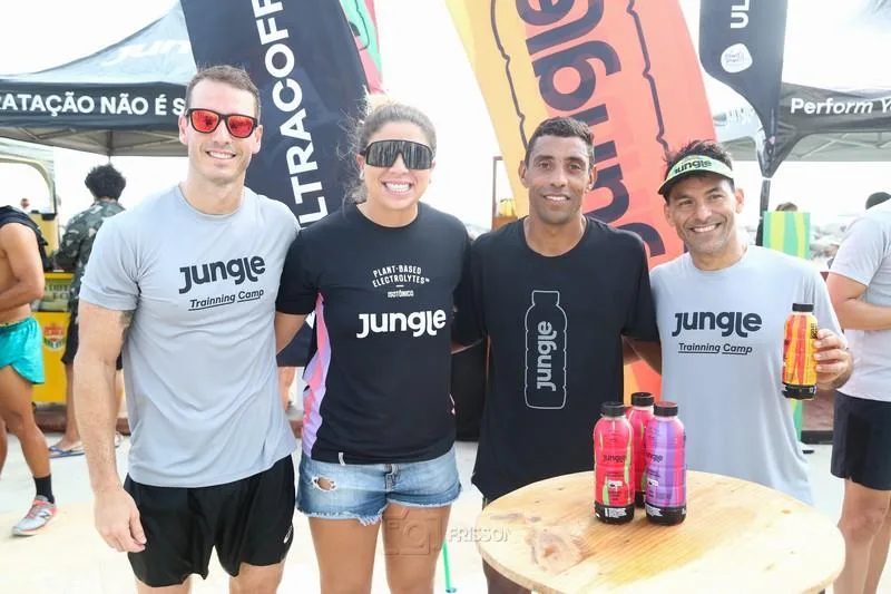 Daniel Chaves e Rebecca Silva participam de evento em Fortaleza