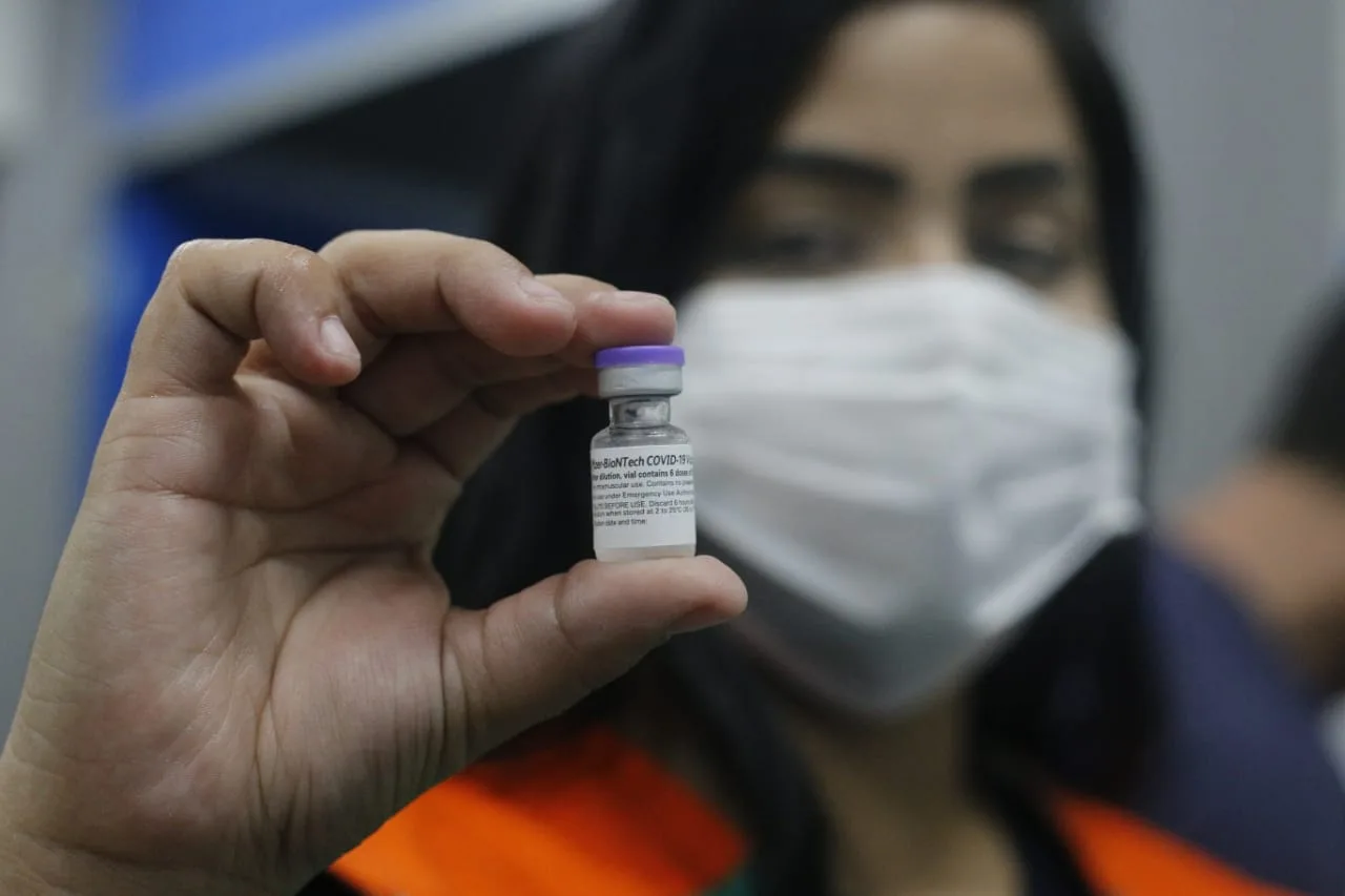 Mais de 345 mil doses de vacina contra Covid-19 chegaram ao Ceará nesta sexta