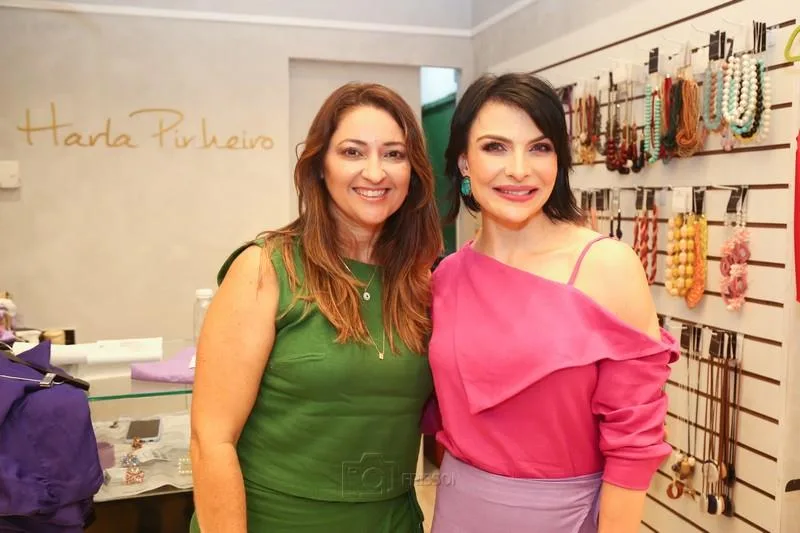 Harla Pinheiro lança collab com Lu Carvalho