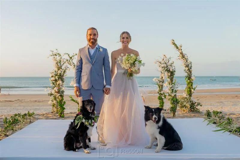 Dani Gondim e André Montenegro casam em cenário paradisíaco e romântico