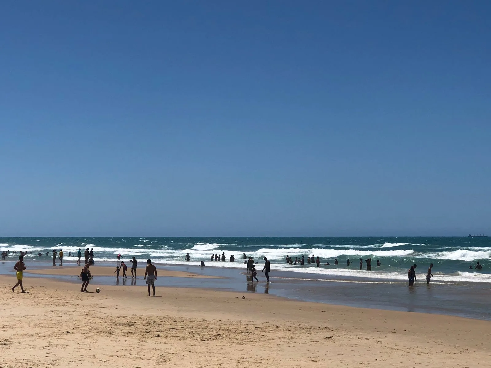 Com toda a Praia do Futuro na lista, Fortaleza tem 19 dos 32 pontos próprios para banho