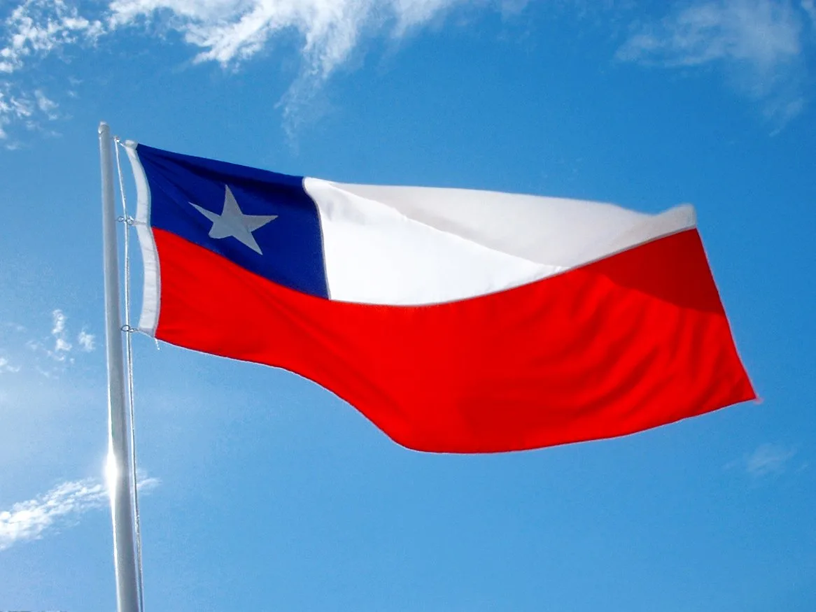 Chile reabre fronteiras para turistas vacinados a partir de 1º outubro