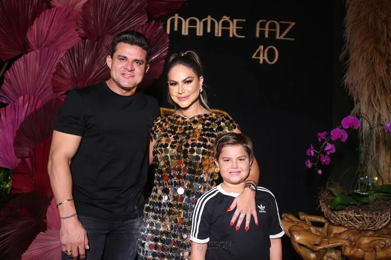 Jamile Lima festeja seus 40 anos de frisson