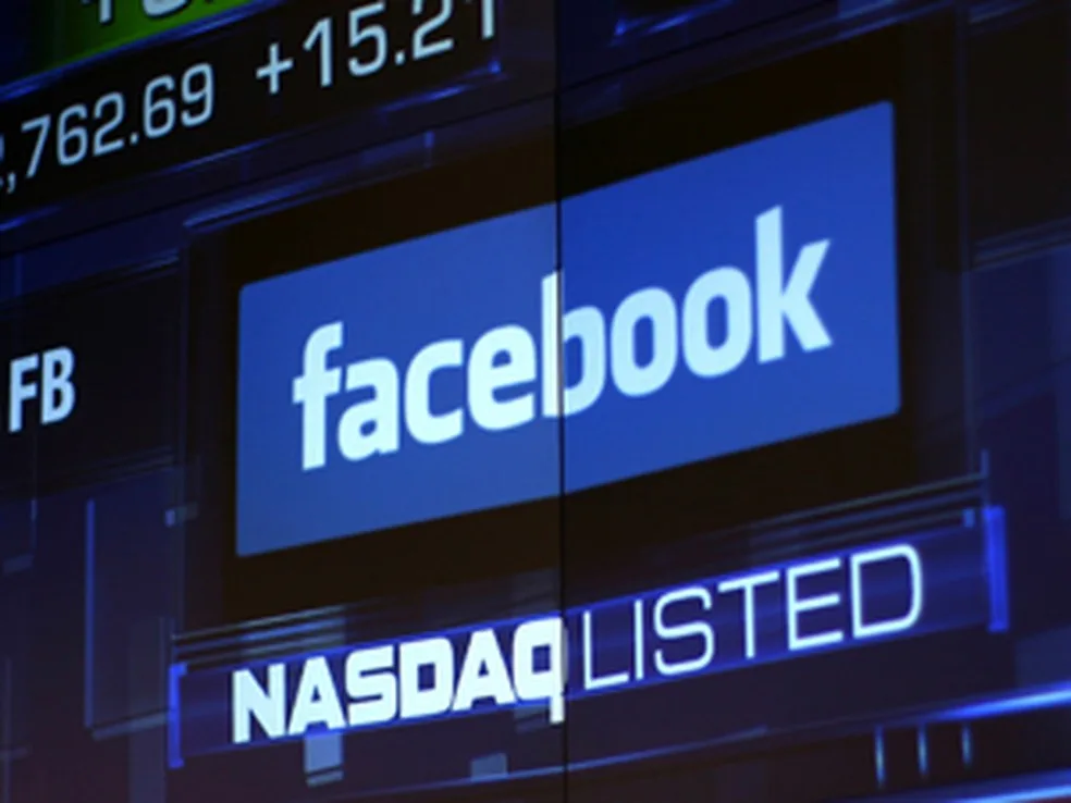 Facebook tem forte queda na Bolsa após sair do ar