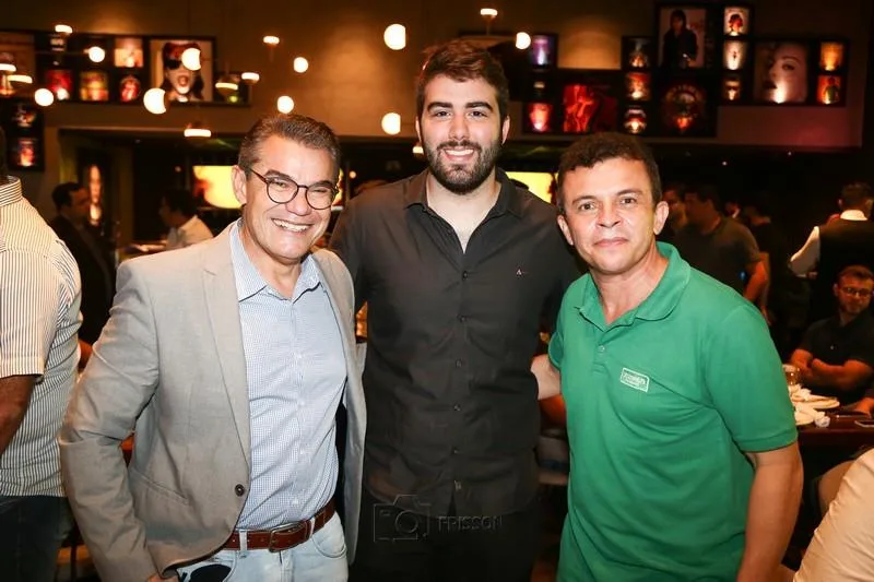 AJE Fortaleza realiza Almoço Empresarial com Elias Leite