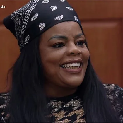 Tati Quebra Barraco é a sexta eliminada da Fazenda
