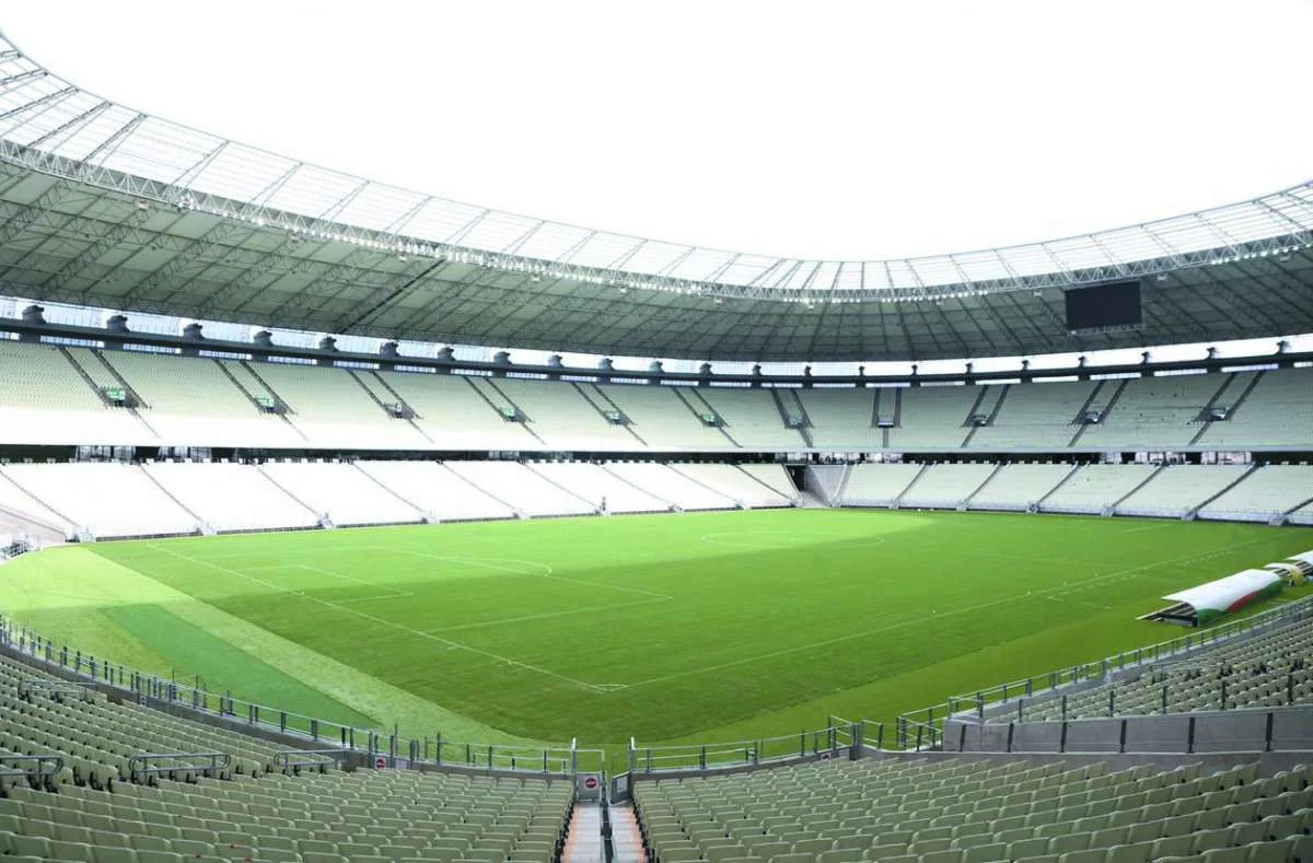 Novo decreto aumenta capacidade de eventos e em estádios de futebol