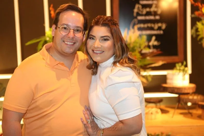 Gabriel Joca arma Boteco para comemorar aniversário