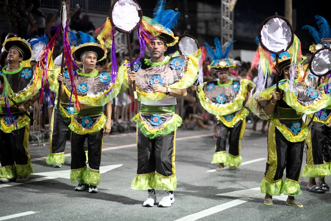 Camilo Santana suspende edital de Carnaval da Secult, que definiria os ciclos carnavalescos de 2022