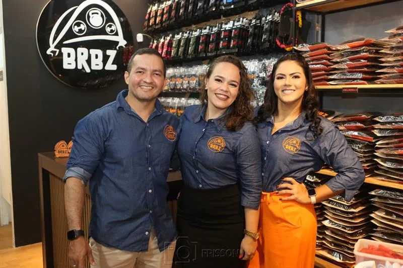 Laércio Almeida inaugura o showroom de sua Brabuz Crosstore