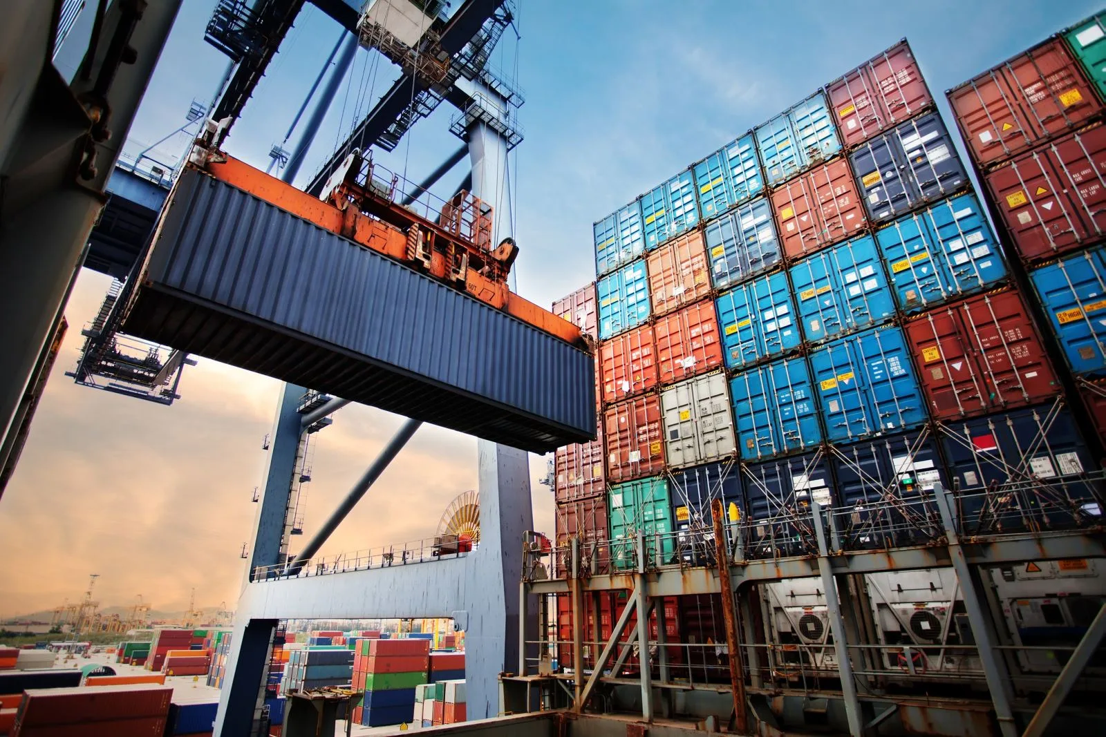 Ceará registra maior número de exportações e importações desde 1997, diz estudo da Fiec