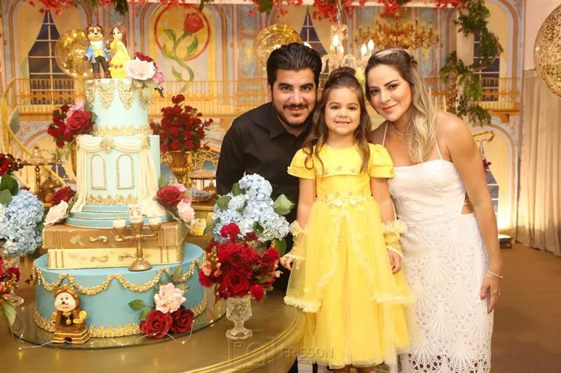 Jamille Cruz e Juacy Pinto festejam os cinco anos da filha Ana Luiza