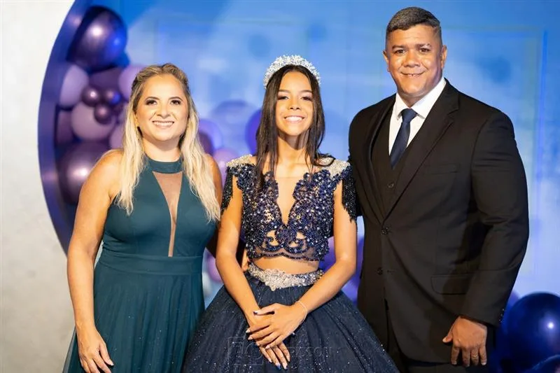 Jocy e Geovanne Jinkings armam party para 15 anos da filha Giovanna