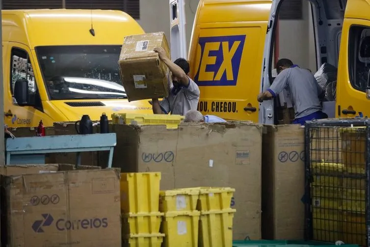 Correios rastreamento: como rastrear as compras pelo celular?