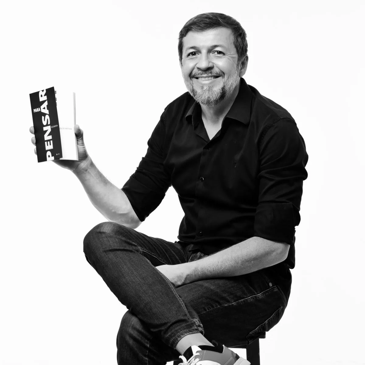 Vice de Fortaleza, Élcio Batista lança primeiro livro nesta quinta-feira