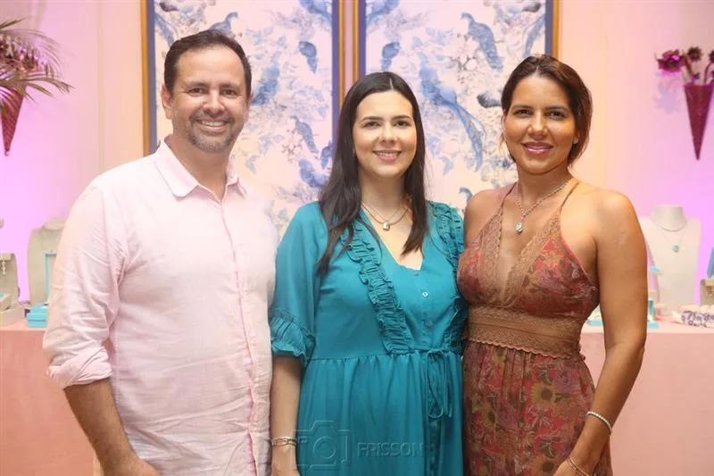 Kasa Olive e Diamond apresentam novas coleções no Sunset Lover