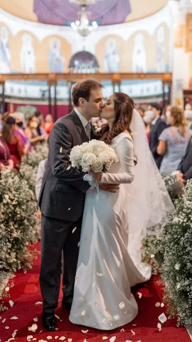 Gisele e Sílvio Castro Albuquerque sobem ao altar