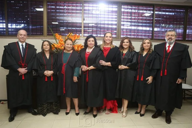 TJCE empossa sete novos desembargadores em solenidade na Esmec