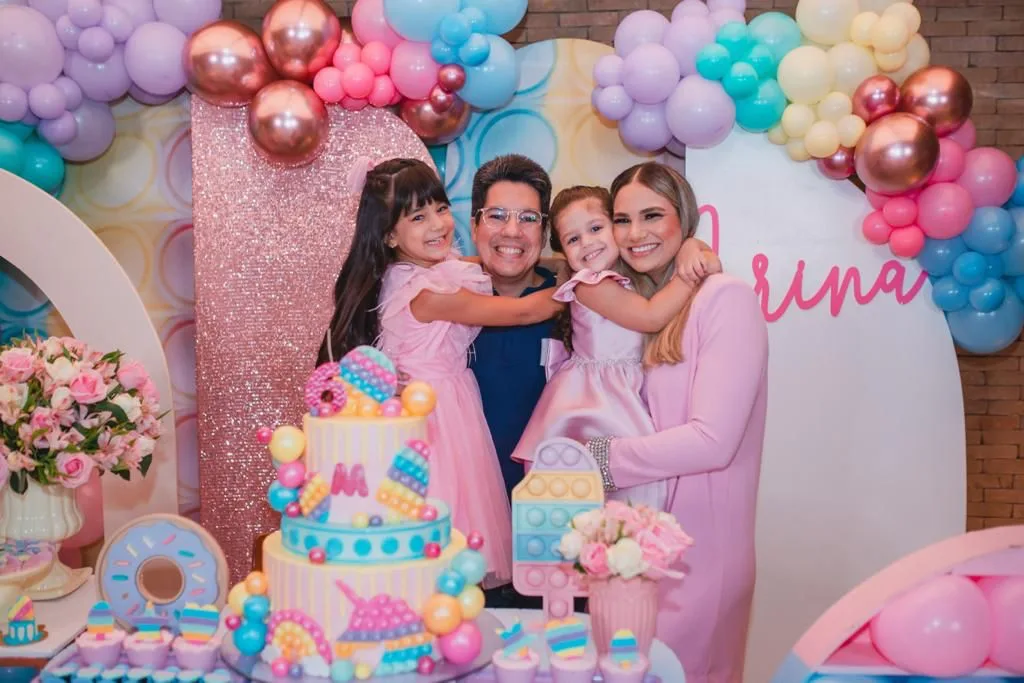 Aline e Andrei Aguiar celebram os seis anos da filha Marina