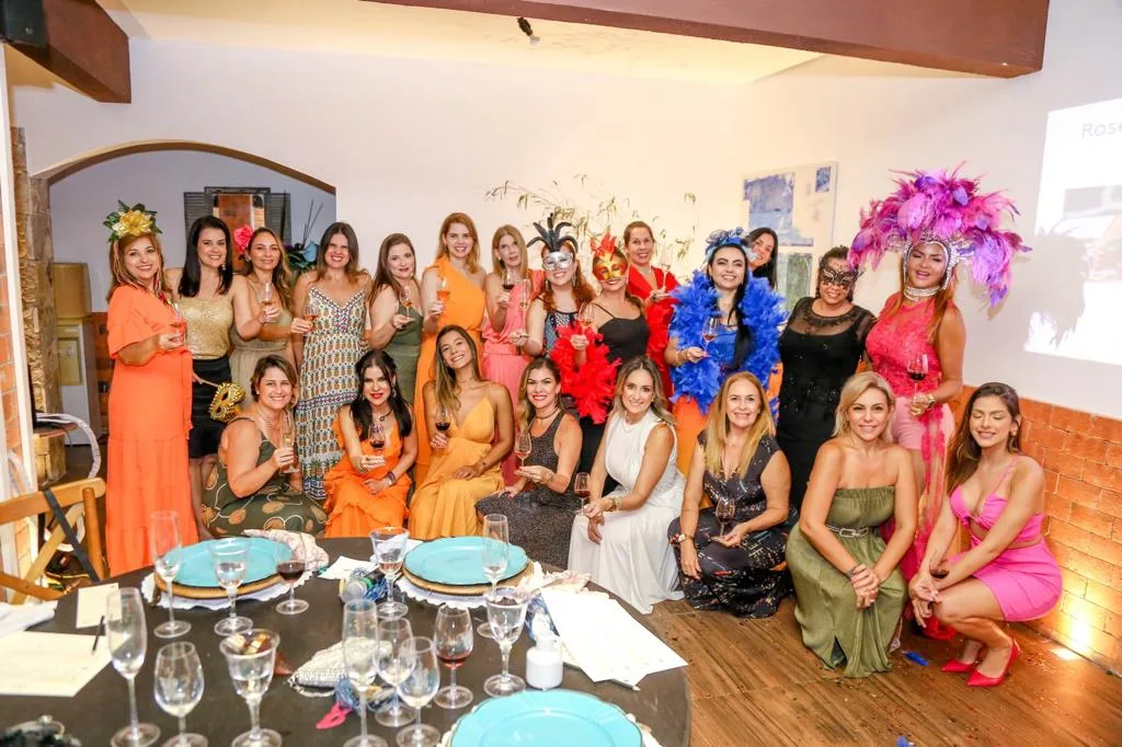 Diva’s Wine Club realiza encontro em clima de Páscoa
