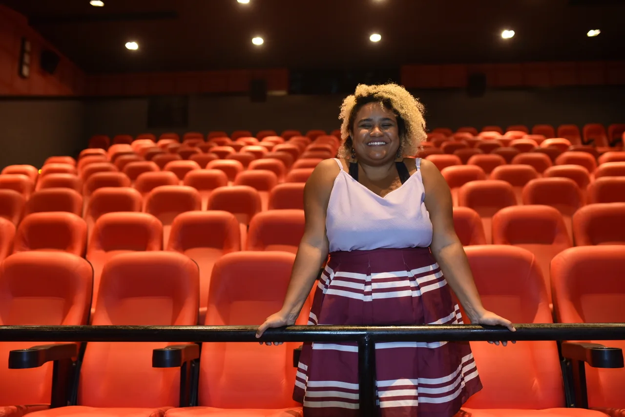 Pesquisadora de Cinema Negro, Kênia Freitas é nova curadora do Cinema do Dragão; veja entrevista